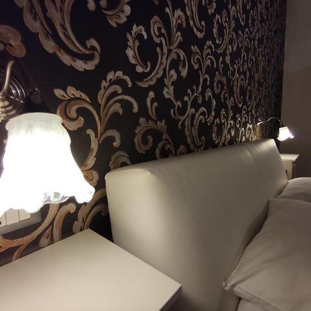 Sami Luxury Rooms 3 8 0 7 9 4 9 2 5 3 Συρακούσες Εξωτερικό φωτογραφία