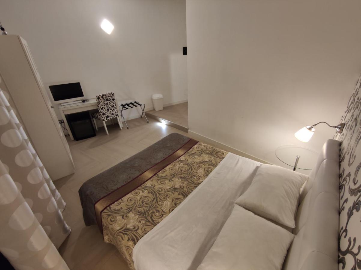 Sami Luxury Rooms 3 8 0 7 9 4 9 2 5 3 Συρακούσες Εξωτερικό φωτογραφία