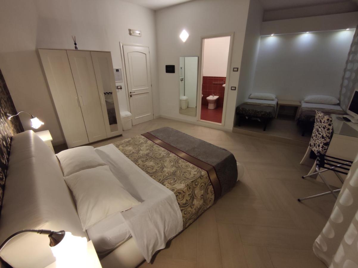 Sami Luxury Rooms 3 8 0 7 9 4 9 2 5 3 Συρακούσες Εξωτερικό φωτογραφία