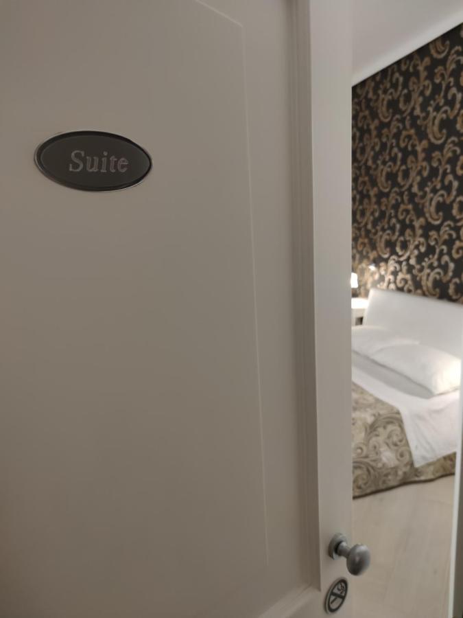 Sami Luxury Rooms 3 8 0 7 9 4 9 2 5 3 Συρακούσες Εξωτερικό φωτογραφία