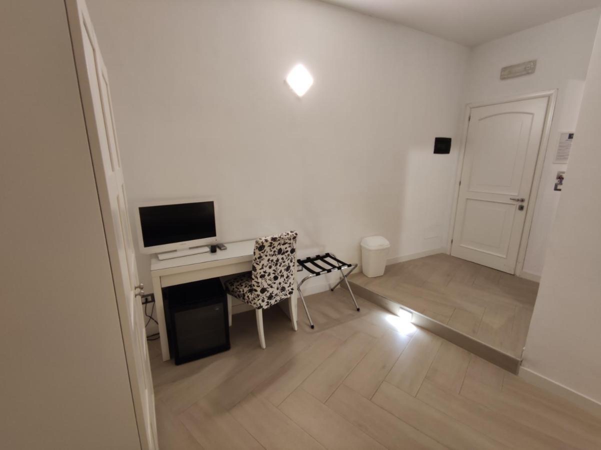Sami Luxury Rooms 3 8 0 7 9 4 9 2 5 3 Συρακούσες Εξωτερικό φωτογραφία