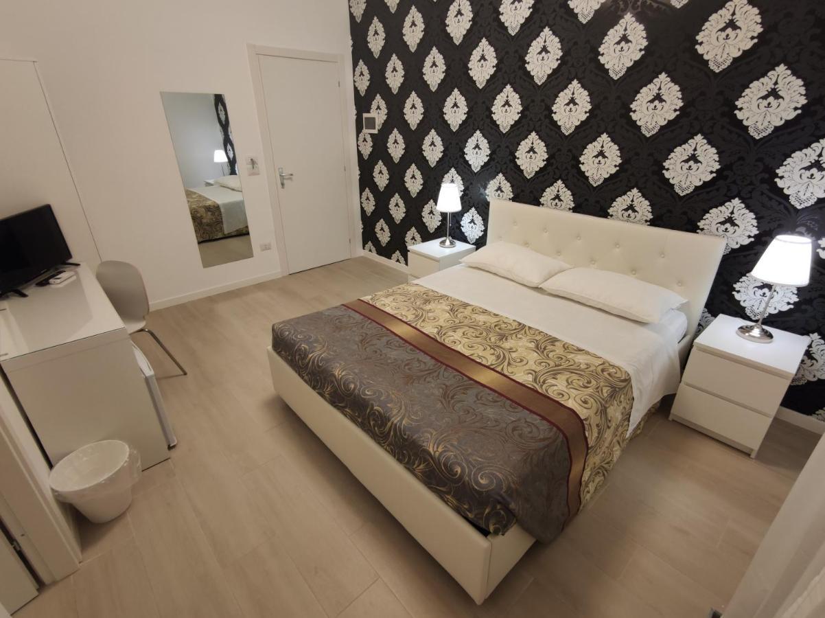 Sami Luxury Rooms 3 8 0 7 9 4 9 2 5 3 Συρακούσες Εξωτερικό φωτογραφία