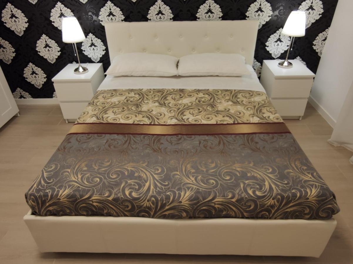 Sami Luxury Rooms 3 8 0 7 9 4 9 2 5 3 Συρακούσες Εξωτερικό φωτογραφία
