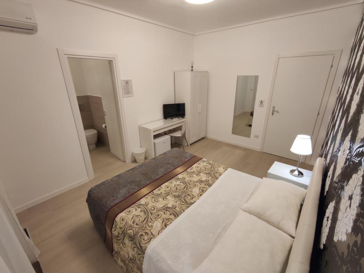 Sami Luxury Rooms 3 8 0 7 9 4 9 2 5 3 Συρακούσες Εξωτερικό φωτογραφία